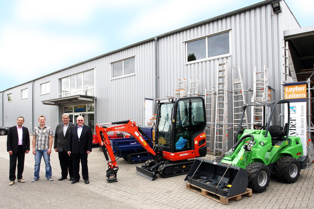 Freuen sich über die neue Partnerschaft von eberle-hald und Jäckel Baubedarf: von links Rolf Angerer, Matthias Kratzmann, Lutz Jäckel und Bernd Eberle.