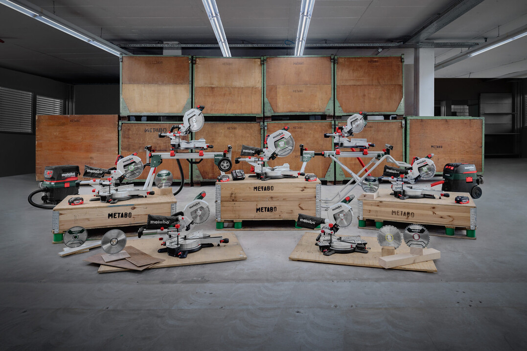 Siebenfache Power: Metabo bringt drei akkubetriebene Kapp- und Gehrungssgen sowie vier Netzmaschinen auf den Markt.