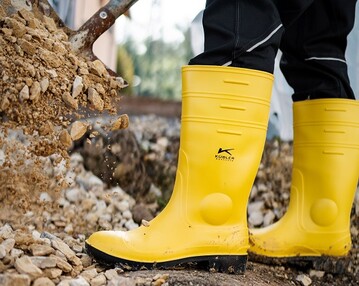 Dank ihrer Materialzusammensetzung sind die Sicherheitsstiefel extrem leicht, weich und flexibel  auch bei niedrigen Temperaturen. 