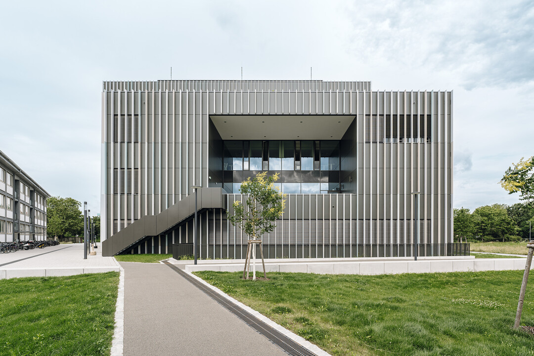 Individuelles Regenwasserkonzept fr das Umfeld der modernen Architektur