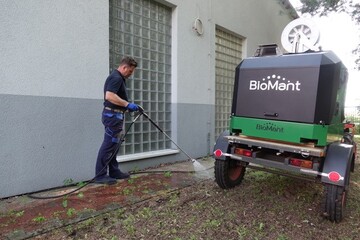 Mantis ULV-Sprhgerte bietet mit den Sprhgerten aus der Reihe BioMant
und Mankar professionelle und umweltbewusste Sprhtechnik fr Unkrautmanagement.