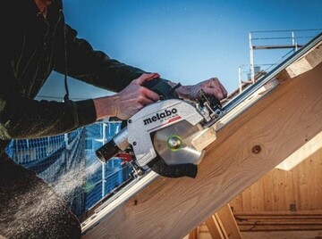 Die neue Akku-Handkreissge KS 18 LTX 66 BL von Metabo erreicht eine 
Schnitttiefe von bis zu 66 Millimetern  und ist mit ihrer kompakten und leichten 
Bauweise ideal fr mobile Arbeiten. 