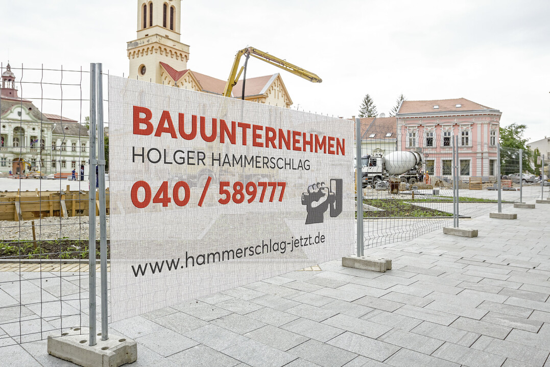 Werbebanner lassen sich mit dem Online-Gestalten-Tool ohne weitere Hilfsmittel schnell erstellen, sind günstig, langlebig und immer wieder einsetzbar