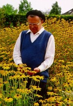 ZVG trauert um engagierten Staudenexperten Dr. Hans Simon.