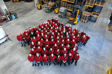 Trotz des dynamischen Wachstums wird bei Richard Brink dank ostwestfälischer Bodenständigkeit stets groß geschrieben, nie den Bezug zu den Wurzeln zu verlieren. Dieses Motto haben die rund 160 Mitarbeitenden verinnerlicht.