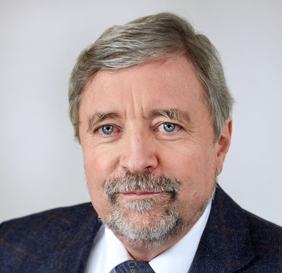 Im September 2022 wurde Prof. Dr. Stephan Roth-Kleyer in den Ruhestand verabschiedet.