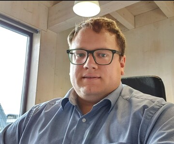 Der GaLaBau-Unternehmer Benedikt Schradi hat schon oft einen guten Riecher bewiesen. Zu Beginn der Krise rt er, sich nicht von den Problemen erdrcken zu lassen und die Chancen nicht zu verpassen.