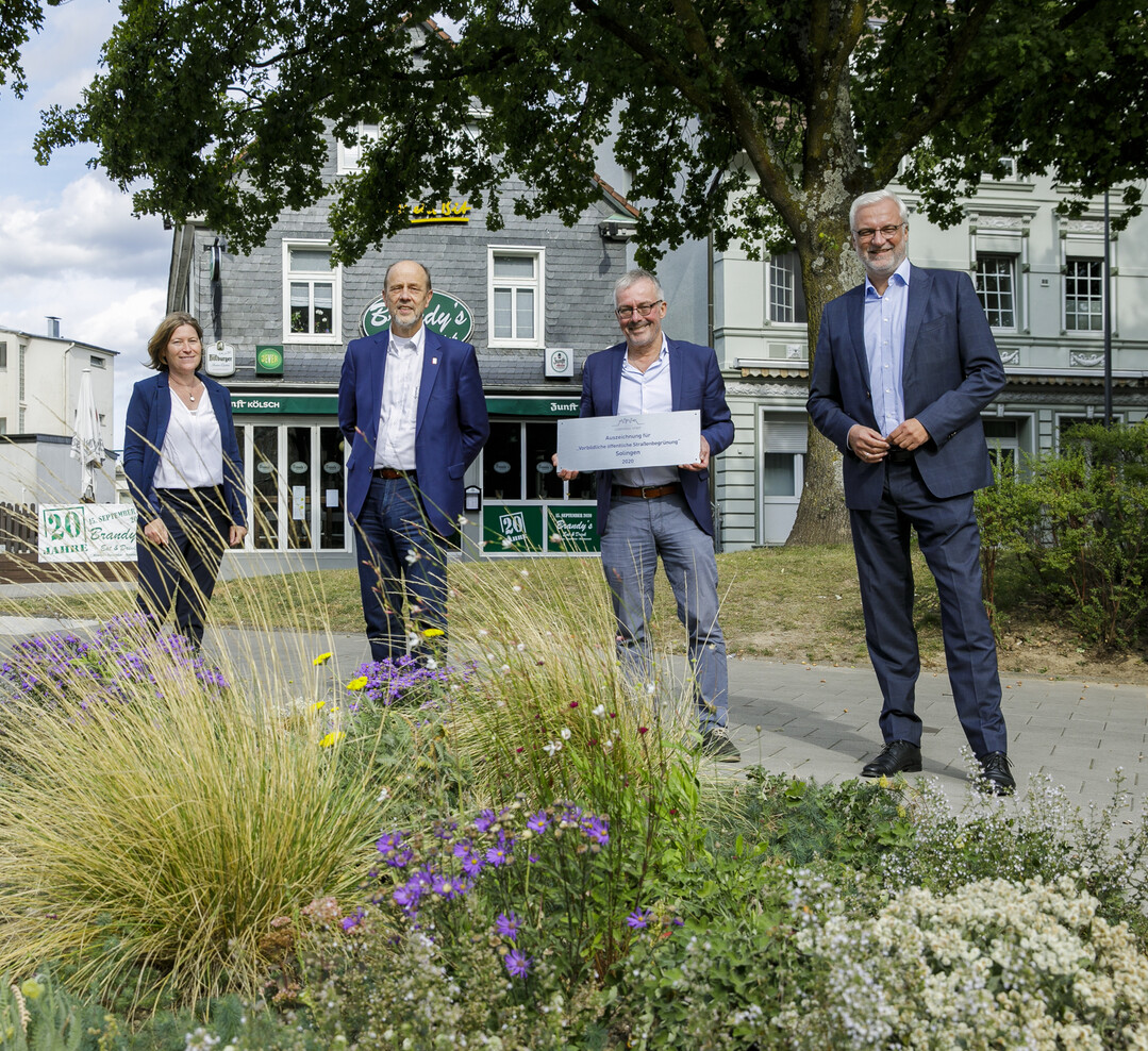 Preisbergabe in Solingen