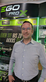 Dipl. Kfm. Stefan Ludwig, geschäftsführender Gesellschafter der Stavermann GmbH ist vom neuen EGO Flagship-Store begeistert: „Durch das umfassende Kauferlebnis ist es noch einfacher EGO Produkte zu verkaufen.“