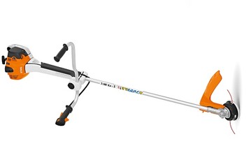 Dank des vollelektronischen Motormanagementsystems M-Tronic 3.0 berzeugen die neuen Freischneider-Modelle STIHL FS 361 C-EM, FS 411 C-EM und FS 461 C-EM (Abbildung) unter allen Arbeitsbedingungen mit hoher Durchzugskraft und sehr gutem Beschleunigungsverhalten. 