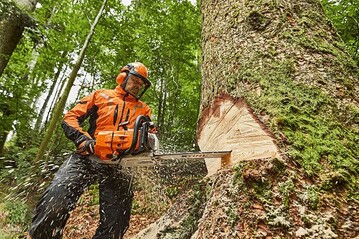 Die neue STIHL MS 881 berzeugt mit enormer Kraft bei gleichzeitiger Einhaltung der Euro-5-Abgasnorm 