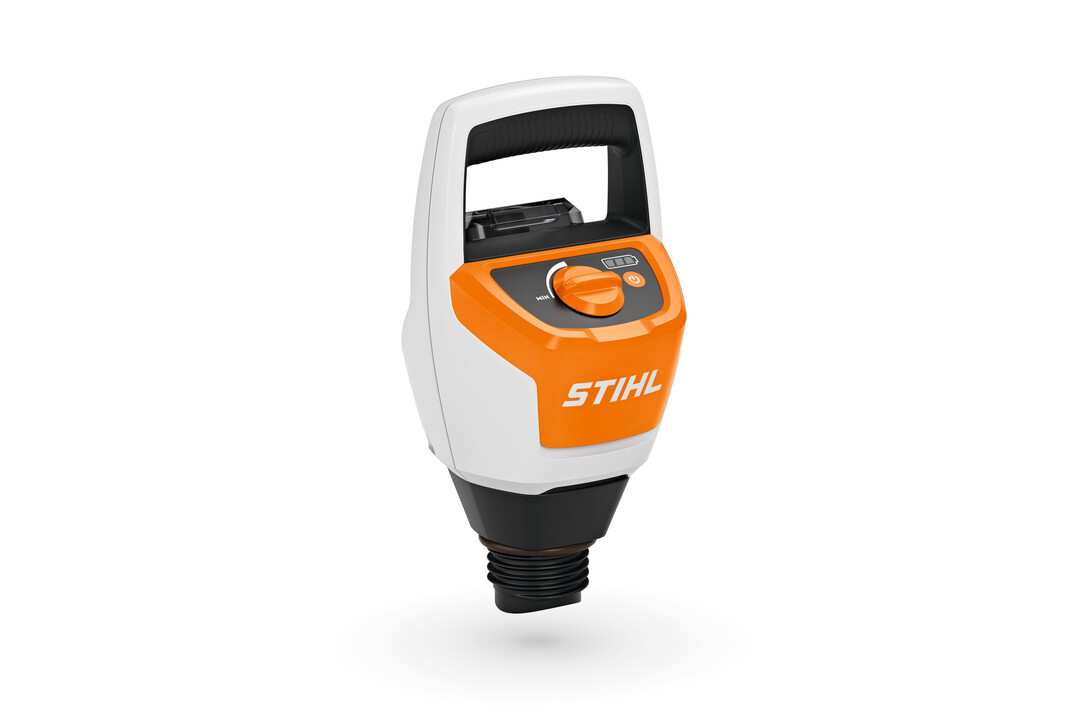 Mit seinem Akku-Pumpkopf STIHL PKA 30 und dem F�llvolumen von bis zu f�nf Litern gew�hrleistet der Akku-Wasserbeh�lter f�r die mobile Trennschleifer-Wasserversorgung STIHL WSA 40 eine konstante Wasserzufuhr ohne manuelles Pumpen und sorgt unabh�ngig von einem Wasseranschluss f�r eine wirkungsvolle Staubbindung. Der Akku-Pumpkopf PKA 30 ist au�erdem kompatibel mit den manuellen Druckwasserbeh�ltern SG 21 und SG 31 von STIHL, sodass diese einfach umger�stet werden k�nnen.