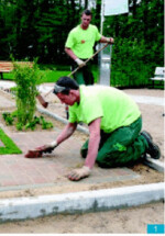 1 Sebastian Ibbeken (vorn) und Carl Leffers entschieden den niedersächsischen GaLaBau-Cup für sich