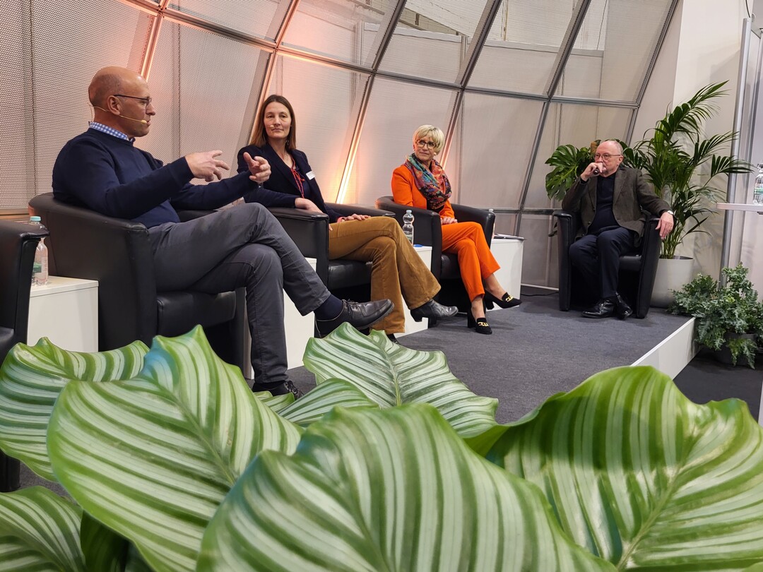 Im Gespräch zum Grünen Campus auf der Internationalen Pflanzenmesse Essen (v.l.): Josef Mennigmann, Nicole Hörnemann, Eva Kähler-Theuerkauf, Frank Teuber.