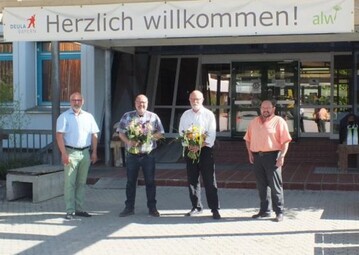 v.l.: Prof. Rudolf Walter Klingshirn, Direktor des VGL Bayern, Dr. Thomas Wilms, neuer Geschftsfhrer der DEULA Bayern und der Akademie Landschaftsbau Weihenstephan, zusammen mit seinem Vorgnger Norbert Stppel sowie Gerhard Zh, Prsident des VGL Bayern