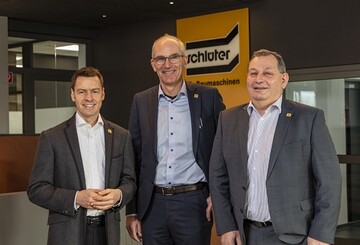 Neue Geschftsfhrung der GP Baumaschinen GmbH Halle (seit 01.01.2022): v.l.n.r. Torsten Krebs, Thomas Schlter und Thomas Jedrzejczak. 