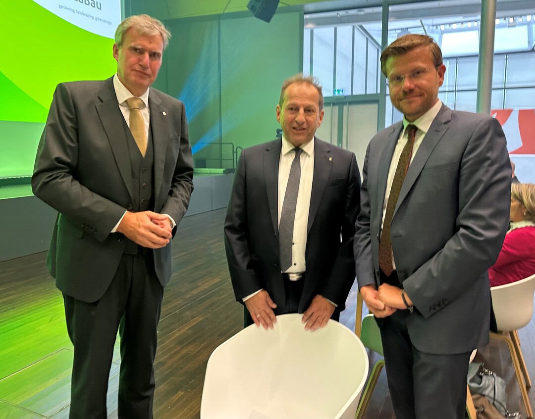 V. l. CEO der Nrnbergmesse Peter Ottmann, BGL-Prsident Thomas Banzhaf, Nrnbergs OB Markus Knig<br>
