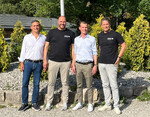Hans-Jörg Seidenspinner (Geschäftsführer Jörg Seidenspinner Garten- und Landschaftsbau), Gzim Krasniqi (Gründer Gzimi Garten- und Landschaftsbau), Jan Jörgenshaus (CEO idverde Deutschland), Christopher Nolde (Geschäftsführer Gzimi Garten- und Landschaftsbau, von links)