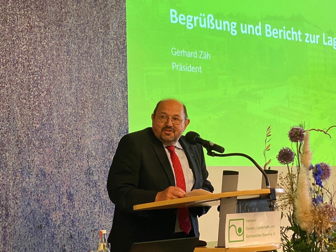 VGL Bayern-Präsident Gerhard Zäh begrüßte die Mitglieder im Hopfenmuseum Wolznach.