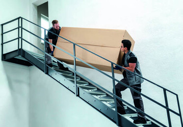 Das Unternehmen Wingenroth Logistik trgt bestellte Materialien auch innerhalb einer Baustelle bis zum unmittelbaren Einsatzort und entlastet Handwerksunternehmen sprbar.