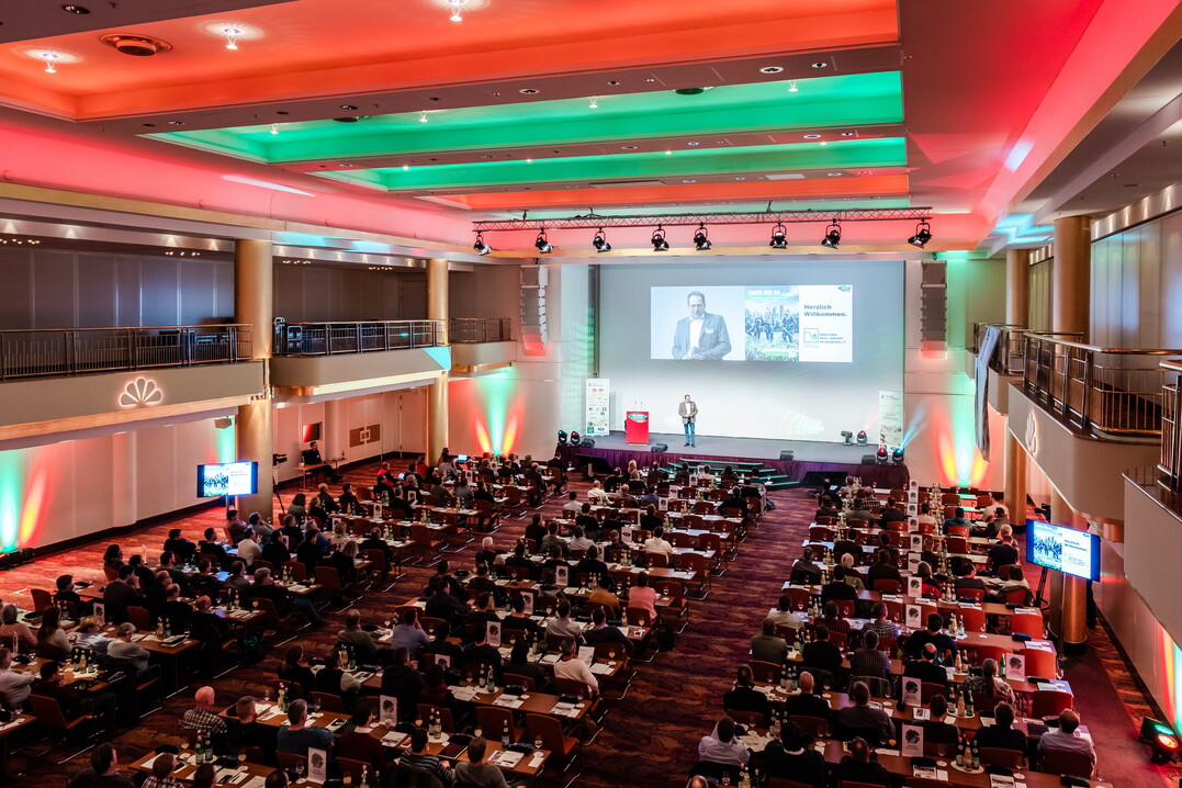 Rund 300 Gste, Vortrge, Ausstellung und Preisverleihung machten den Kongress zu einem groen GaLaBau-Event.