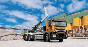 Der leichte Baustellen-LKW Stralis X-WAY wird ab September 2017 verfgbar sein.