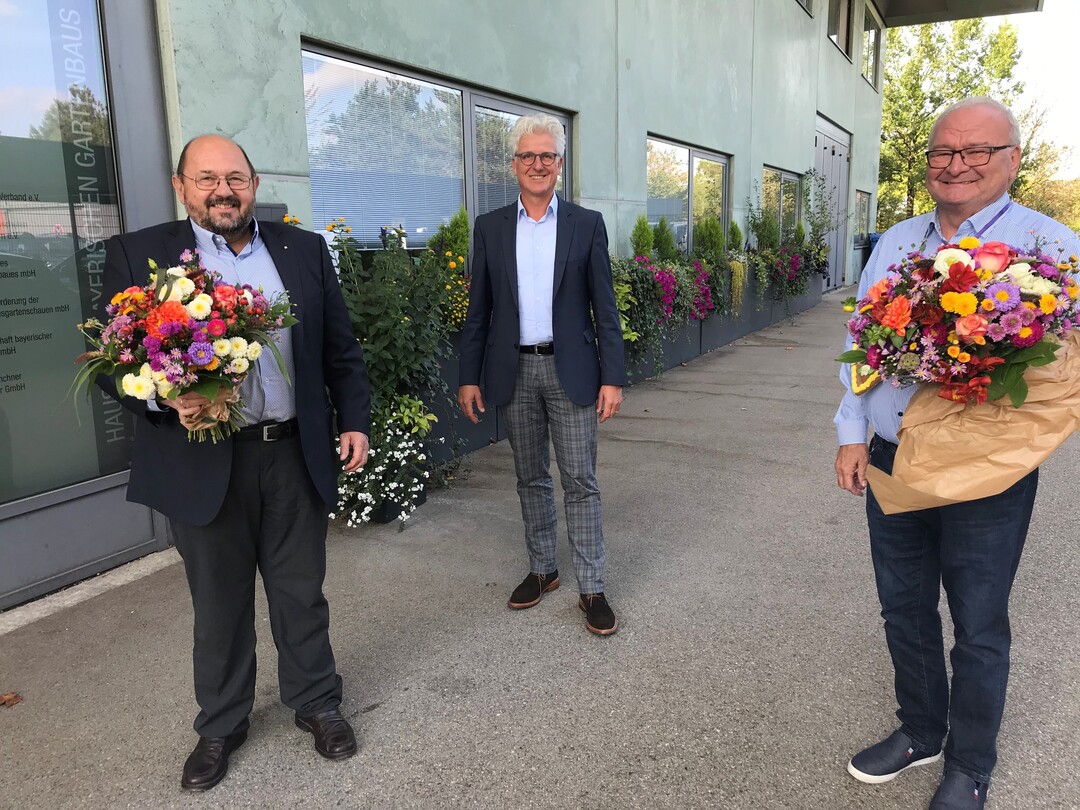 von links: Gerhard Zäh, Martin Richter-Liebald, Geschäftsführer der Bayerischen Landesartenschau GmbH, und Roland Albert